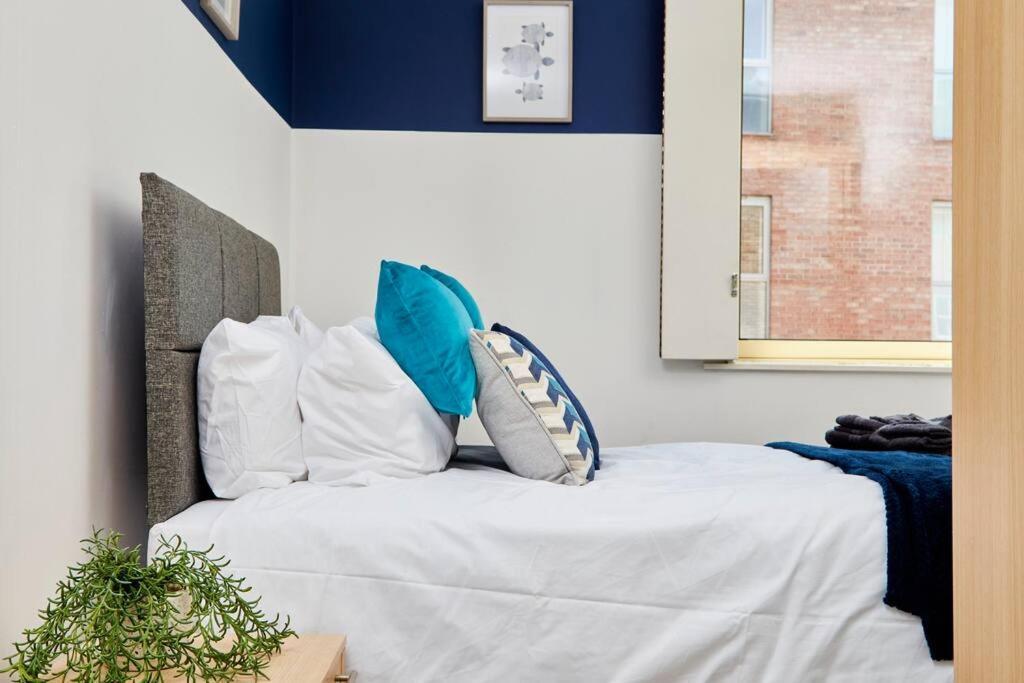 Swanky City Centre Apartment Lincoln Buitenkant foto