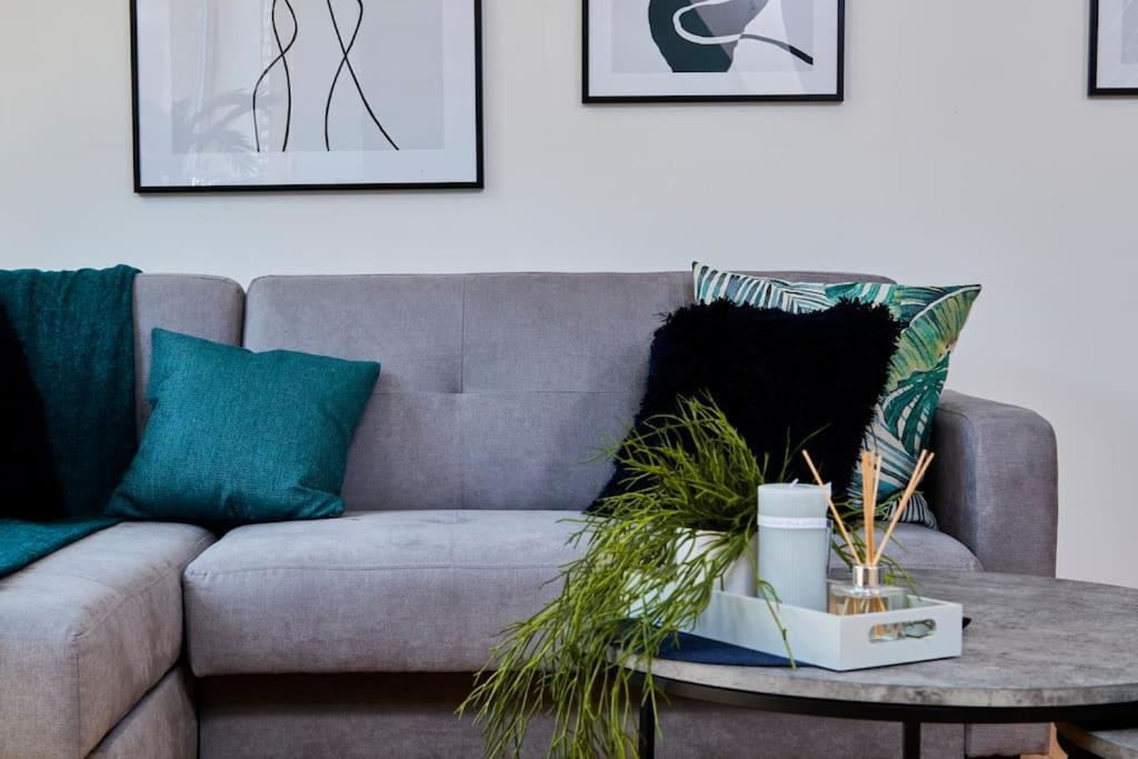 Swanky City Centre Apartment Lincoln Buitenkant foto