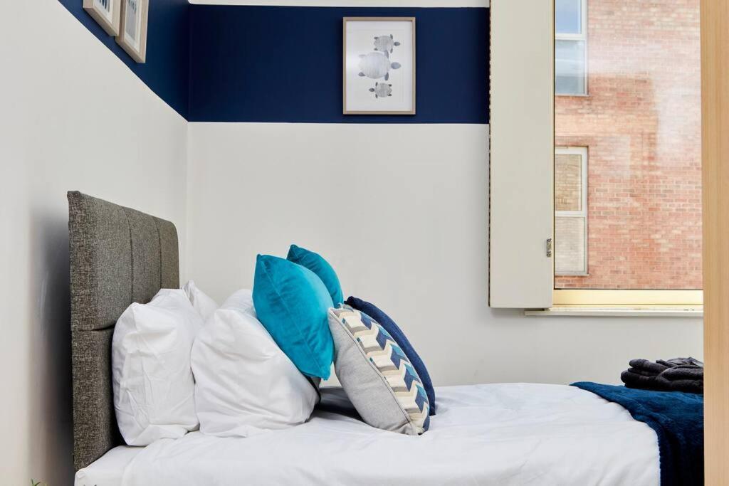 Swanky City Centre Apartment Lincoln Buitenkant foto