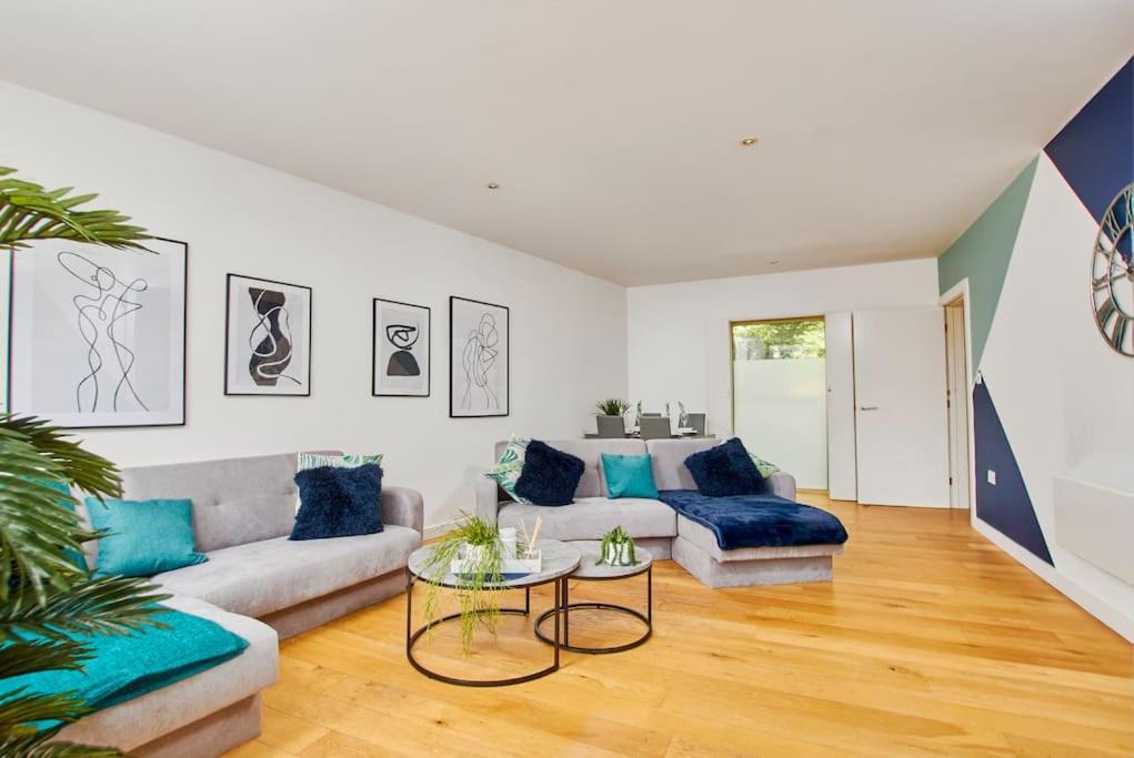 Swanky City Centre Apartment Lincoln Buitenkant foto
