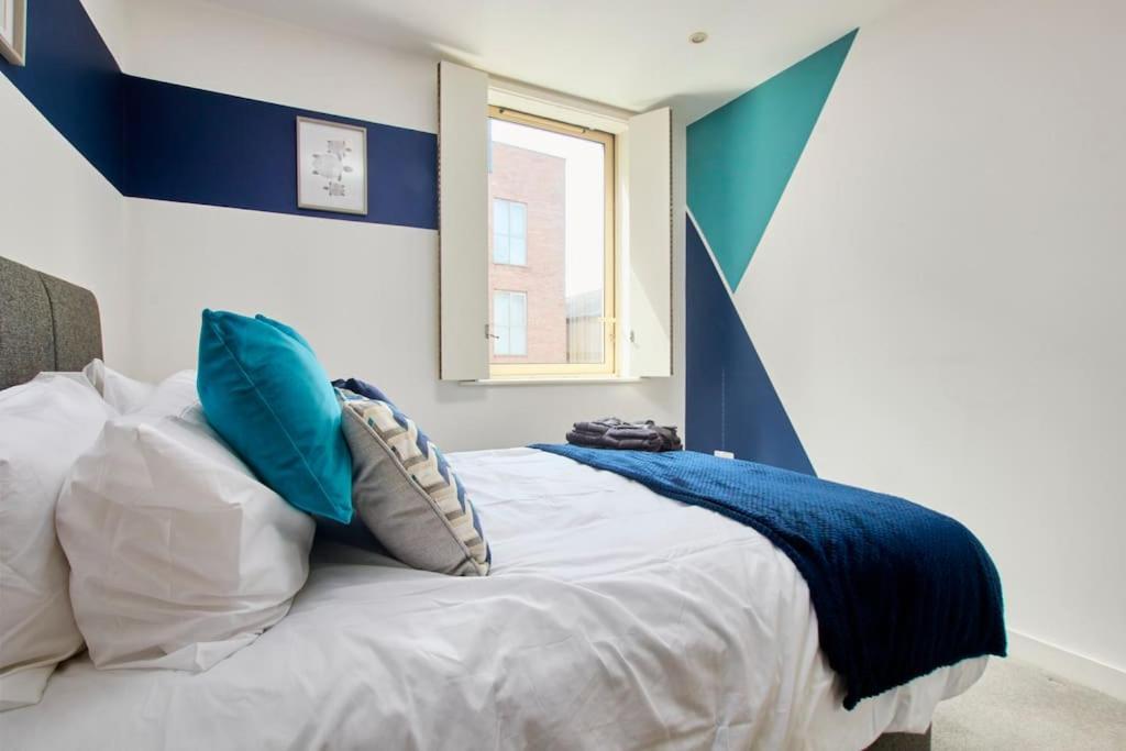 Swanky City Centre Apartment Lincoln Buitenkant foto