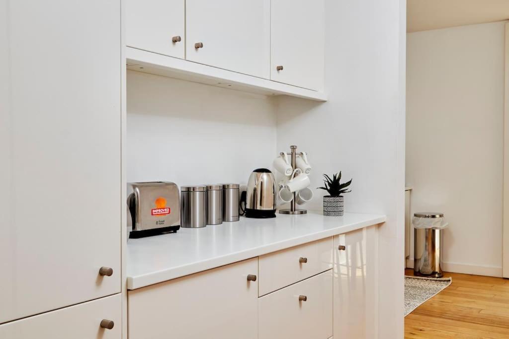 Swanky City Centre Apartment Lincoln Buitenkant foto